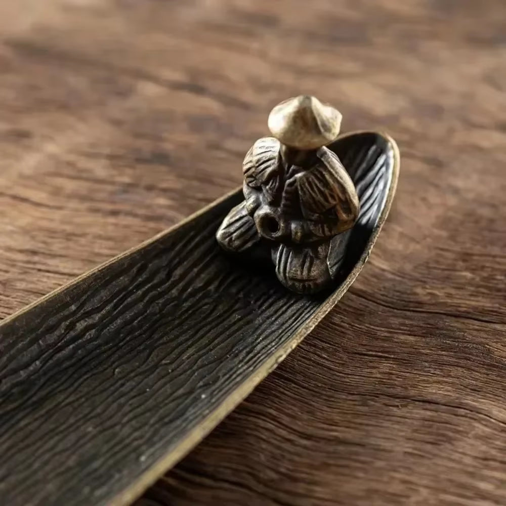 Japanese Fishing Boat Incense Holder – Zen Aromatherapy Incense Burner